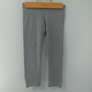 🎀3 for $15🎀Gray Yoga Capri Leggings